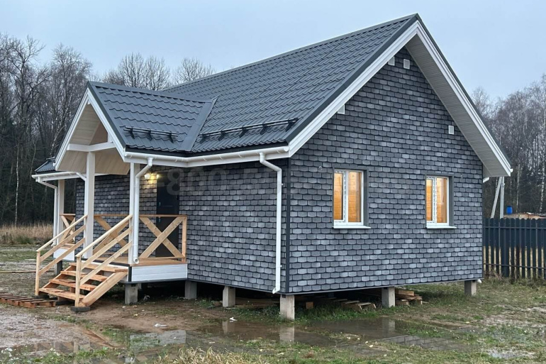 Двухэтажный каркасный дом 12х6м «Алсек» с террасой и лофтом