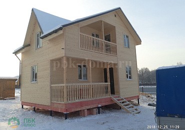 Каркасно-щитовой дом 6 на 8 м с террасой.