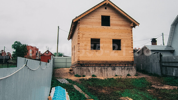 Отзыв о строительстве полутороэтажного дома из бруса 6 на 8 м. в Московской области  