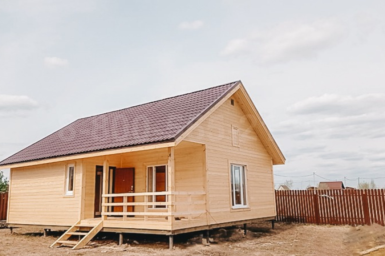 Каркасный одноэтажный дачный дом «Рейн» 10х8